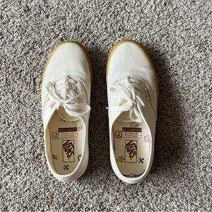 Vans Authentic Shoes women's 7.5
